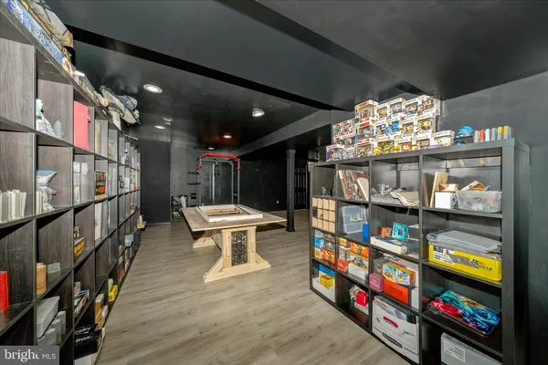 a view of a backyard of the house