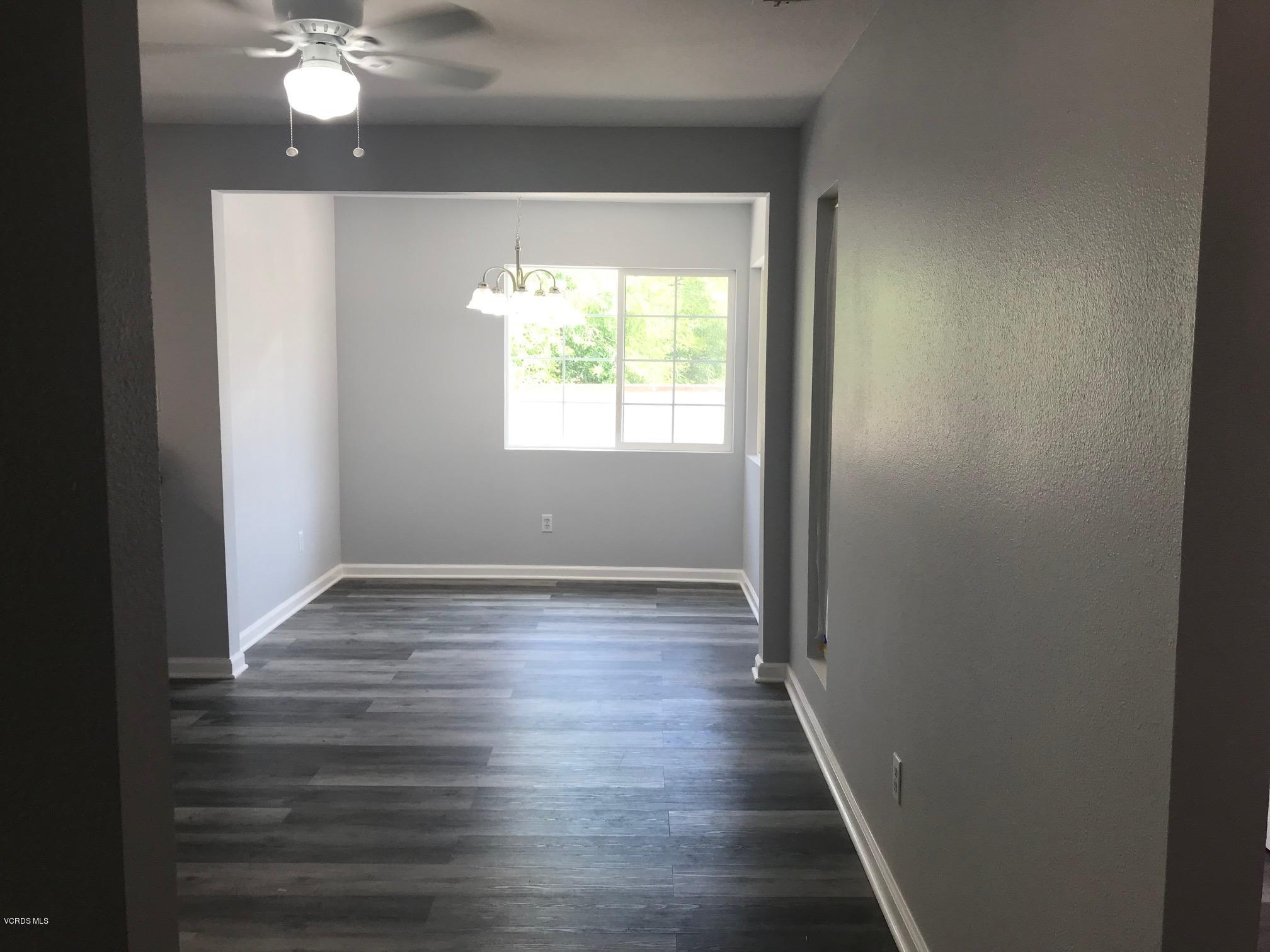 717 Ralph Way Santa Paula, CA 93060 - Photo 13 of 22 Dinning area view