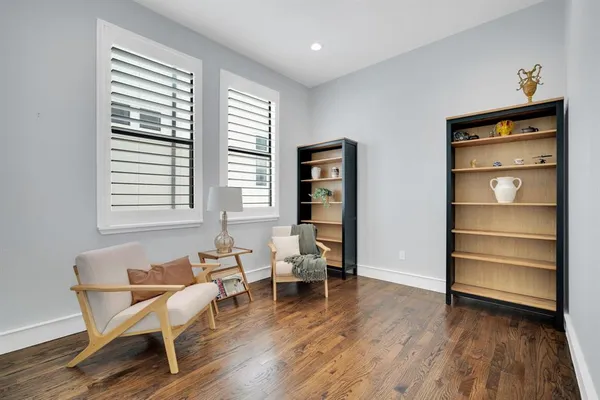 $615,000 | 2119 Albany Street, Dallas, TX 75201