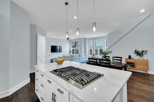 $615,000 | 2119 Albany Street, Dallas, TX 75201