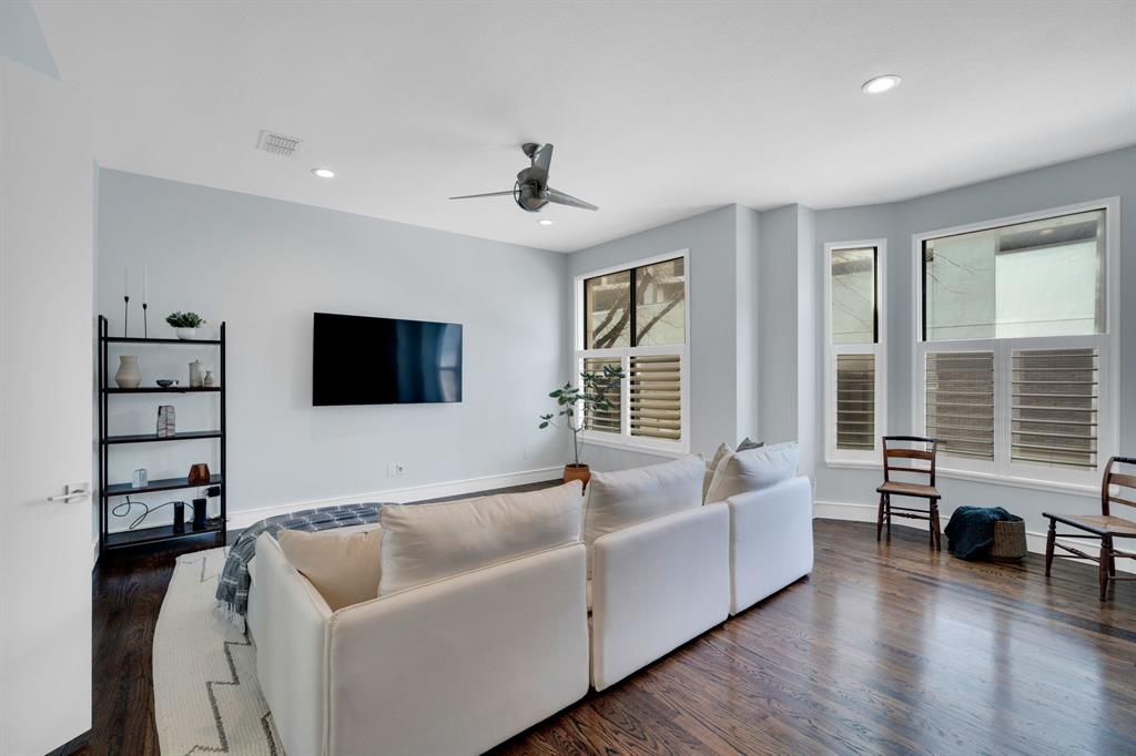 2119 Albany Street Dallas, TX 75201 - Photo 7 of 33