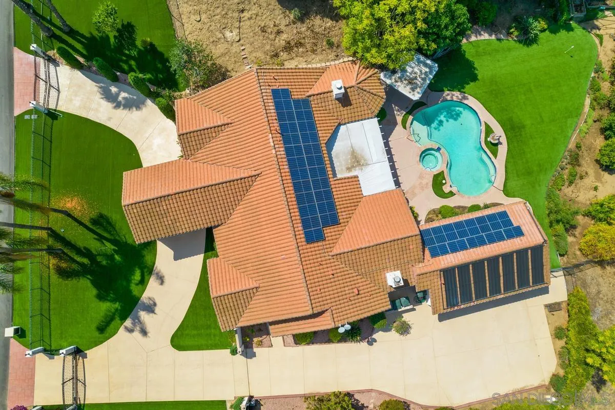 4103 Fallsbrae Road Fallbrook, CA 92028 - Photo 46 of 48 an aerial view of a house