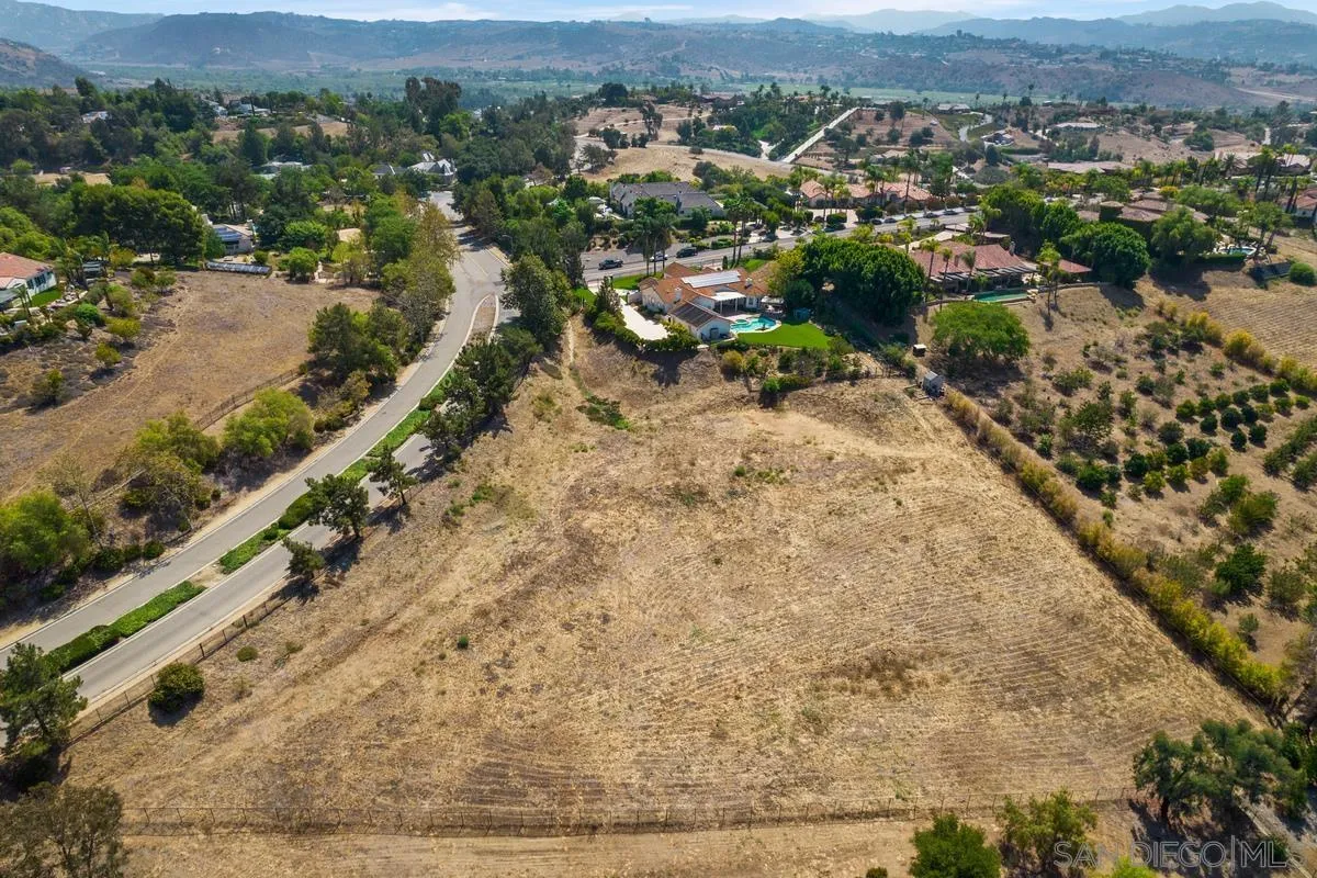 4103 Fallsbrae Road Fallbrook, CA 92028 - Photo 47 of 48 an aerial view of residential houses with outdoor space