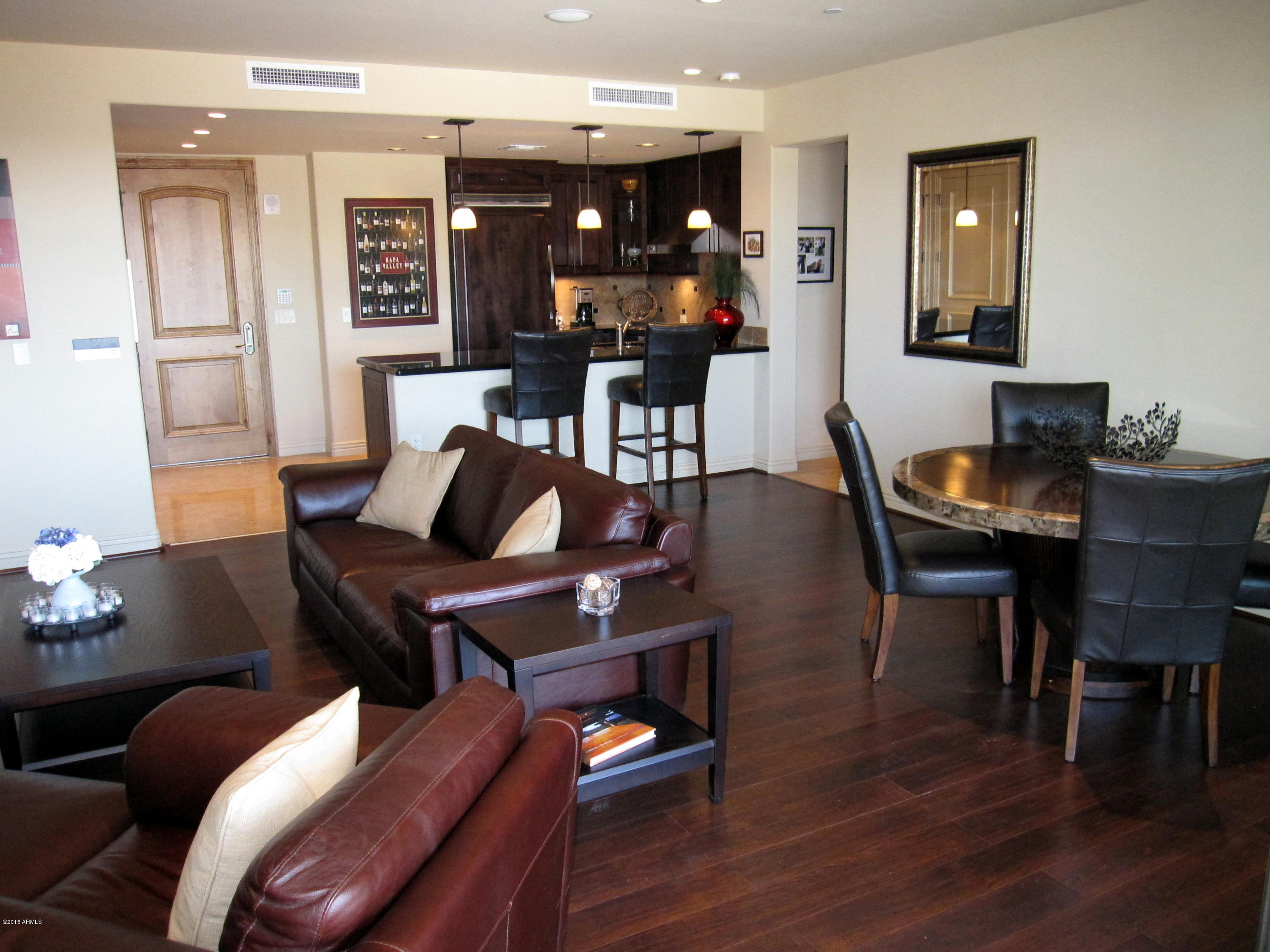 7181 East Camelback Road, Unit 304 Scottsdale, AZ 85251 - Photo 21 of 38 Example photo of dining room layout
