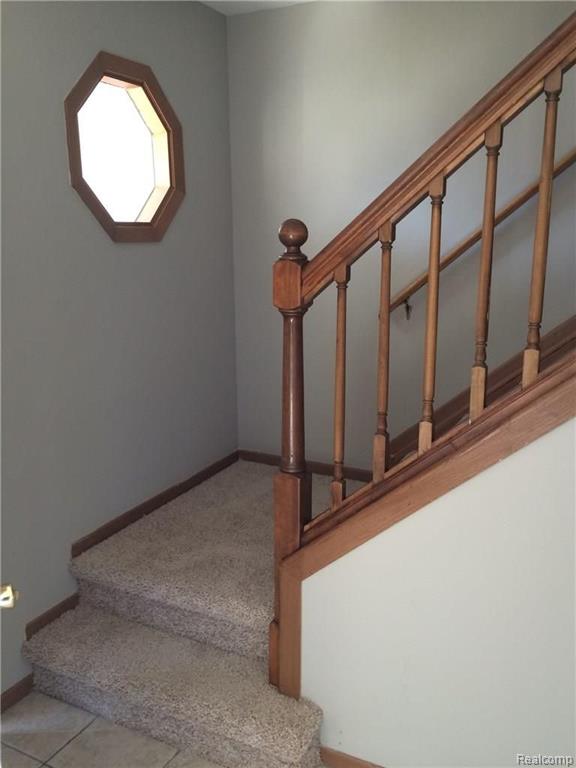 35705 Rockingham Drive New Baltimore, MI 48047 - Photo 10 of 38