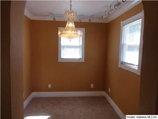 1384 Woodward Road Birmingham, AL 35228 - Photo 4 of 14