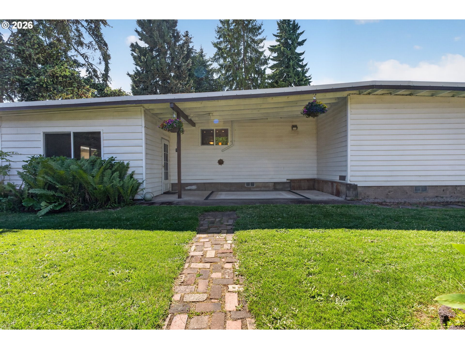 2245 Devos Street Eugene, OR 97402 - Photo 22 of 48
