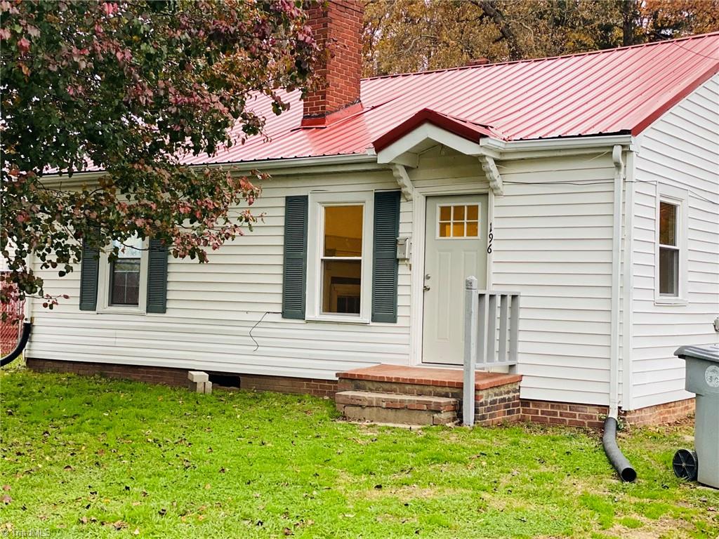 196 Hampton Road Asheboro, NC 27203 - Photo 1 of 23 Gallery Image 1
