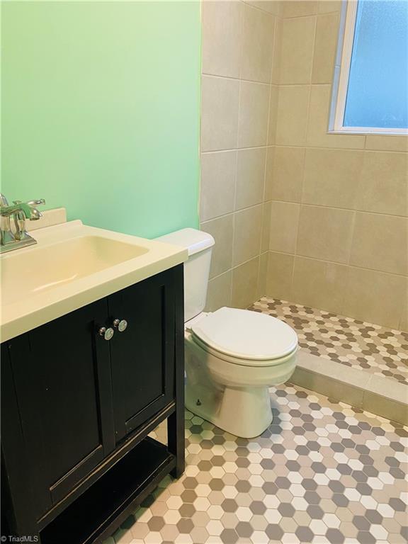 196 Hampton Road Asheboro, NC 27203 - Photo 15 of 23 Gallery Image 15