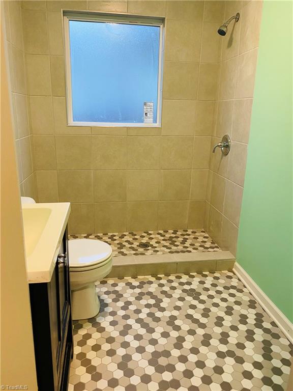 196 Hampton Road Asheboro, NC 27203 - Photo 17 of 23 Gallery Image 17