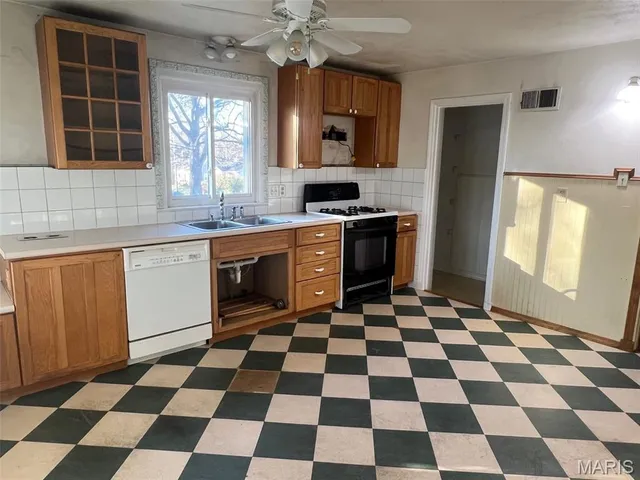 $297,565 | 1210 Ruth Drive, Kirkwood, MO 63122