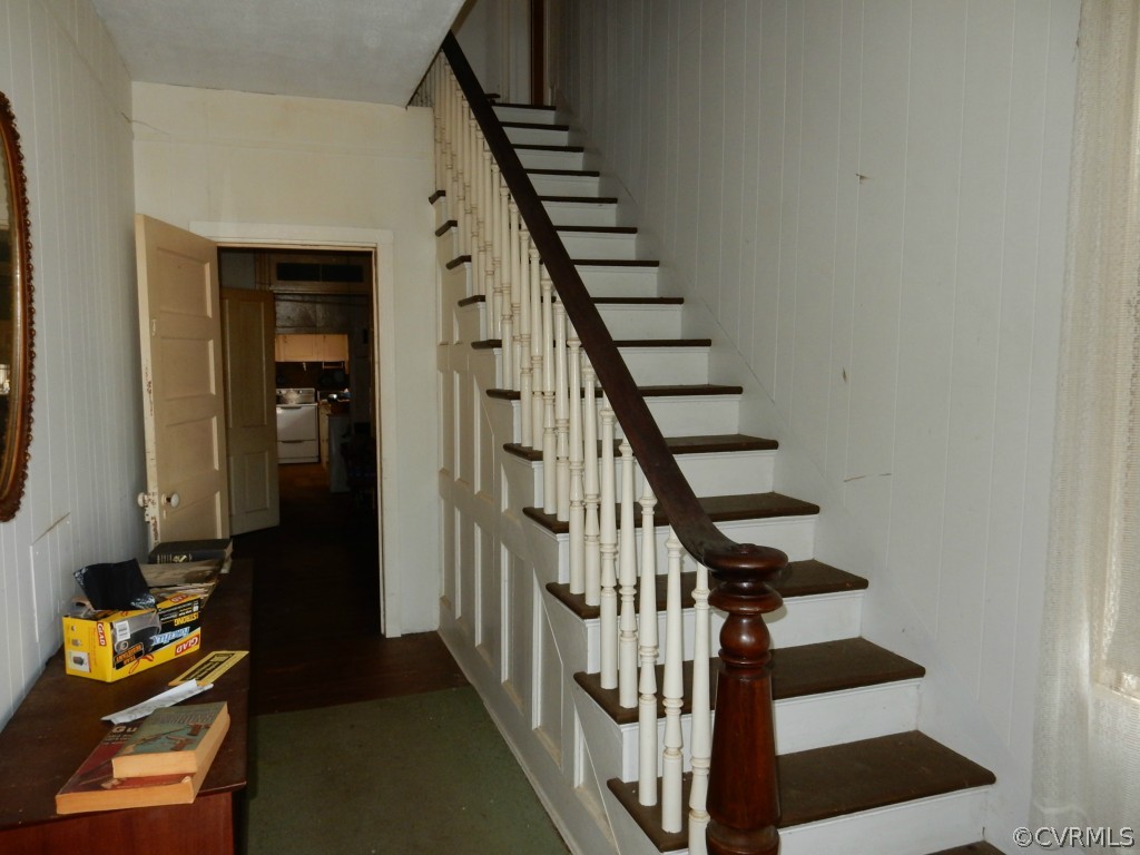 605 Main St Point West Point, VA 23181 - Photo 4 of 6 Gallery Image 4