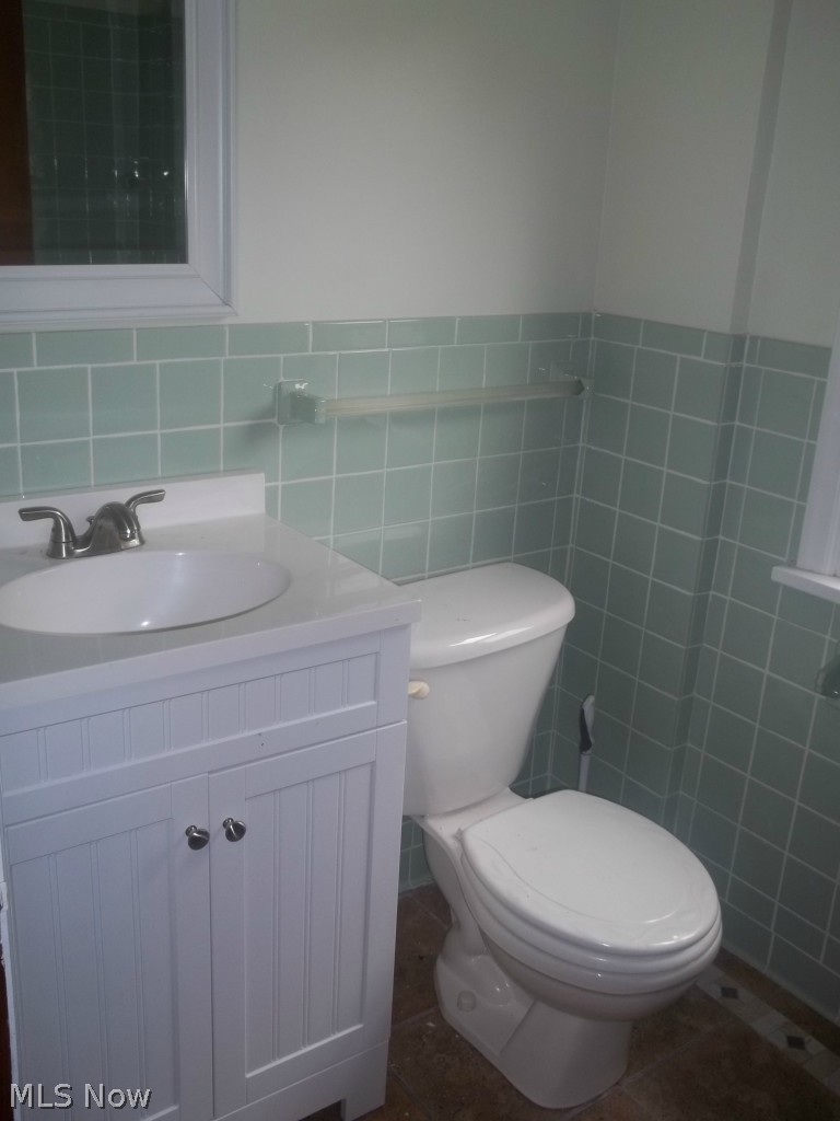 1318 Walnut Road Southwest Massillon, OH 44647 - Photo 14 of 21 Gallery Image 14