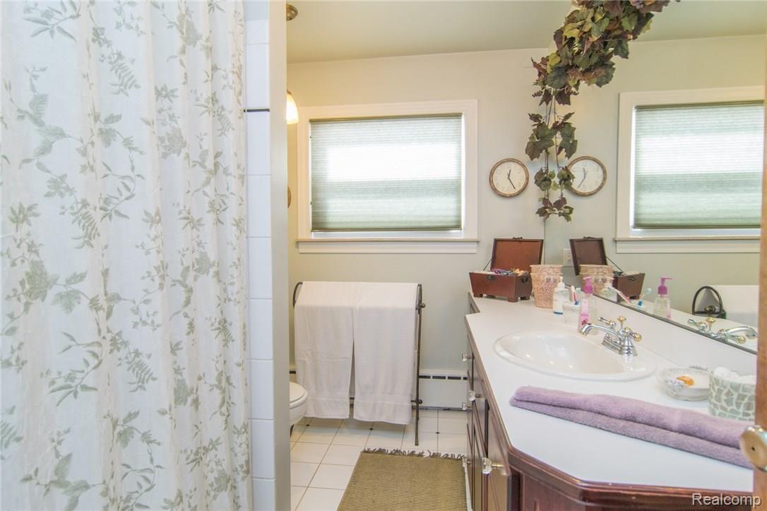 4080 Sheldon Road Rochester, MI 48306 - Photo 21 of 44 DSC_0304.jpg