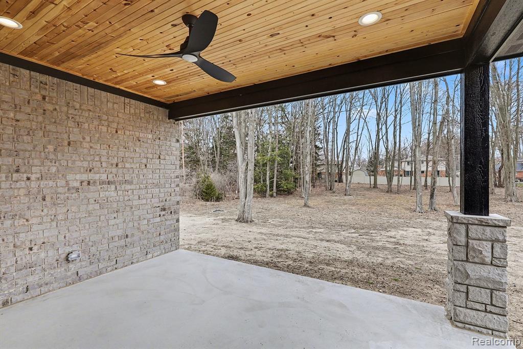 55420 Jewell Road Utica, MI 48315 - Photo 40 of 43 Gallery Image 40