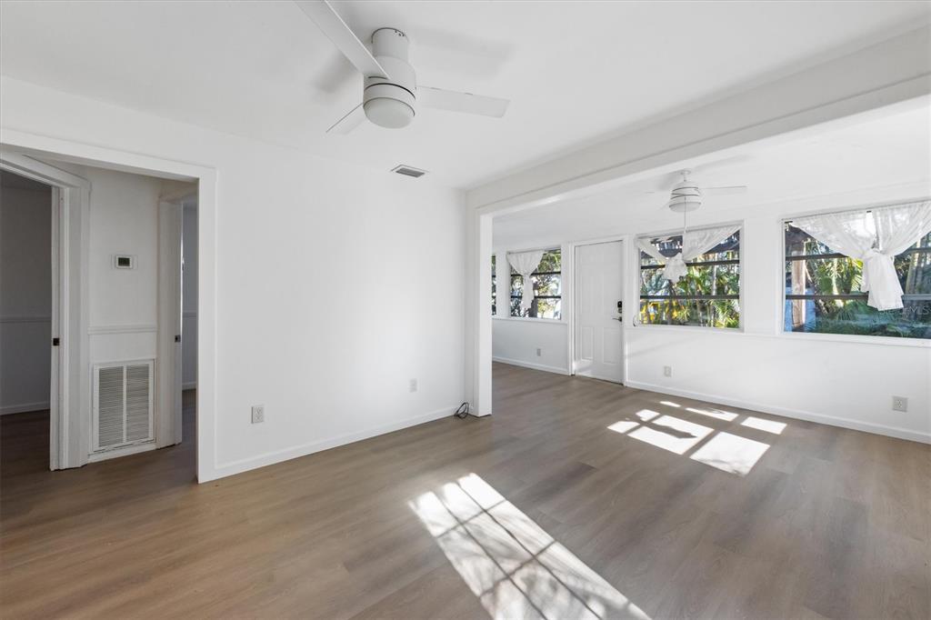 520 Spring Avenue, Unit A Anna Maria, FL 34216 - Photo 8 of 20 Gallery Image 8