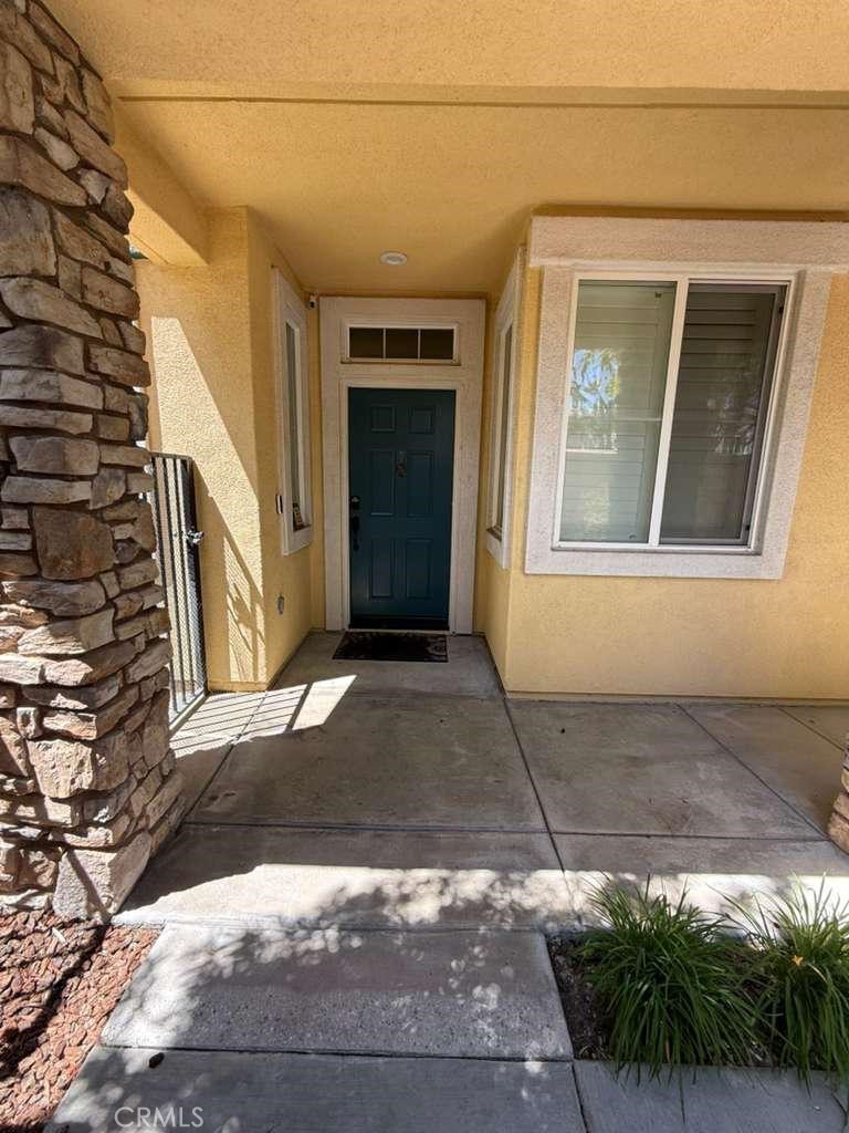 2931 Esperanza Way, Unit B Simi Valley, CA 93063 - Photo 3 of 49 a view of a house with a yard