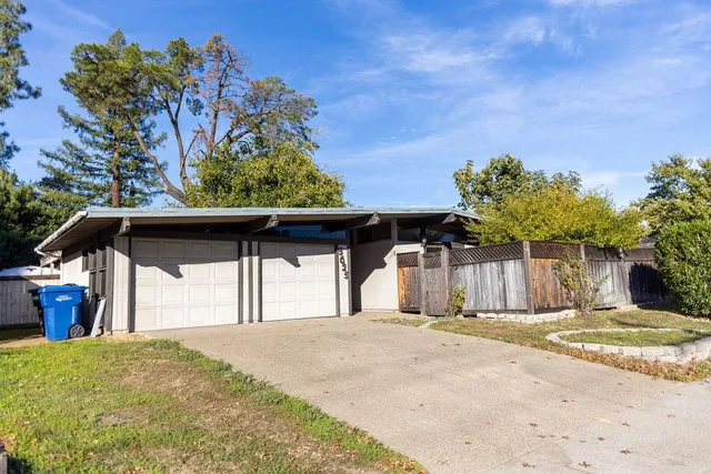 $439,000 | 5025 Hemlock Street, Sacramento, CA 95841