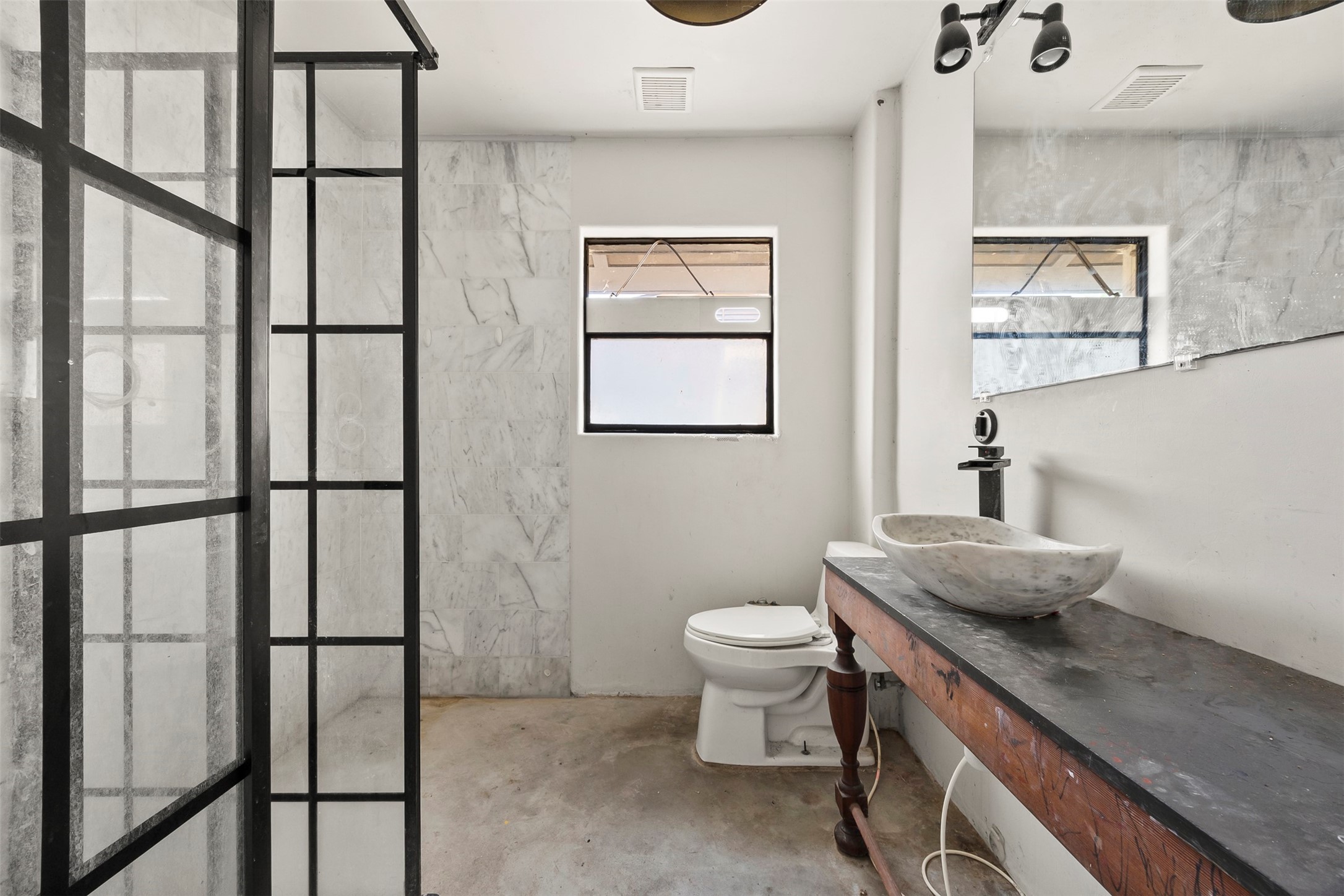 623 Spell Street Houston, TX 77022 - Photo 18 of 30