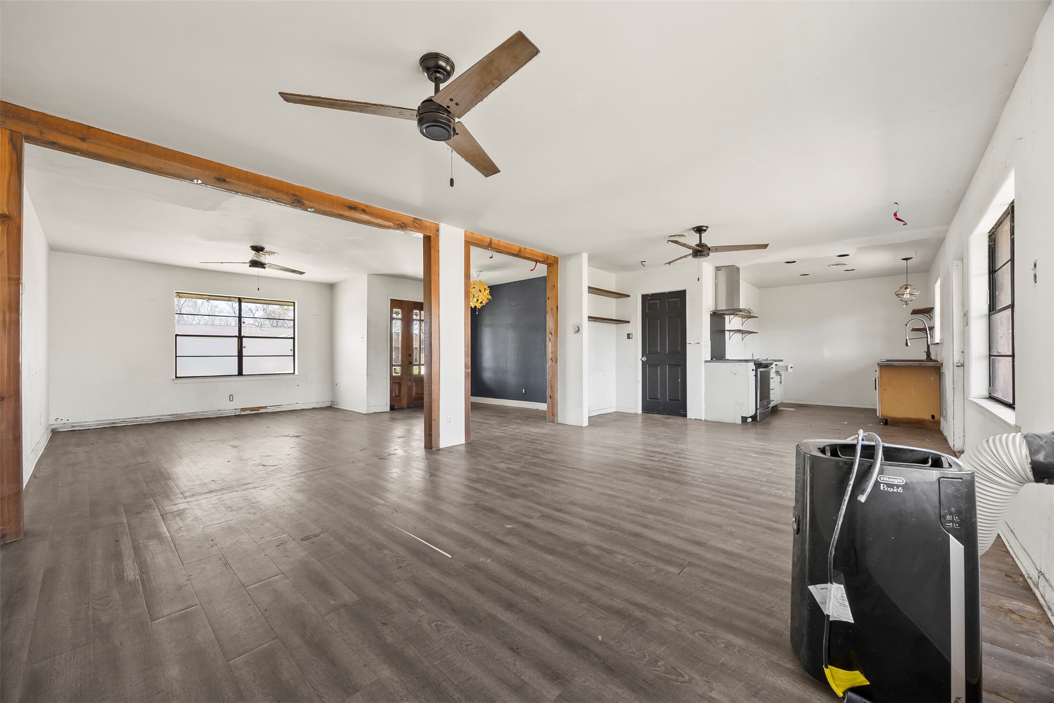 623 Spell Street Houston, TX 77022 - Photo 10 of 30