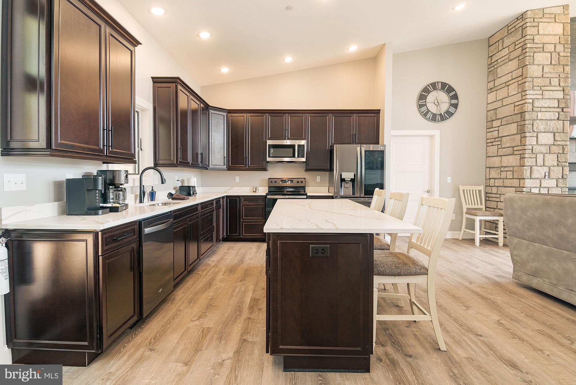 157 Fairgate Road McHenry, MD 21541 - Photo 11 of 66 Gallery Image 11