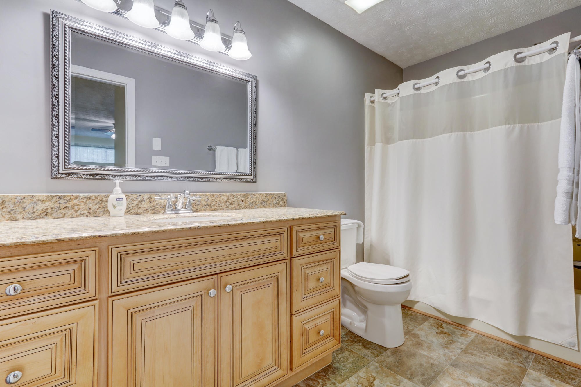 2216 East Windbrook Road Knoxville, TN 37923 - Photo 13 of 18 Gallery Image 13