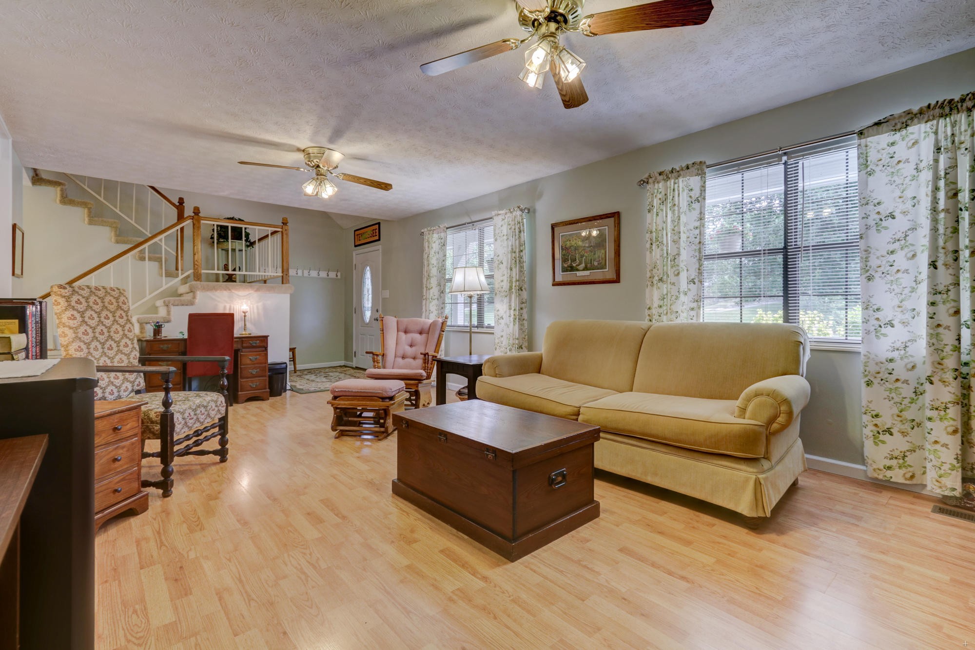 2216 East Windbrook Road Knoxville, TN 37923 - Photo 3 of 18 Gallery Image 3