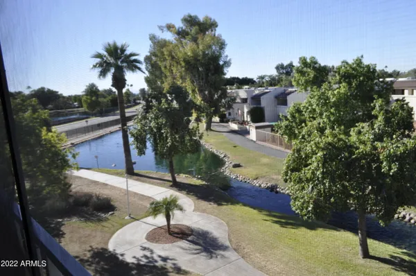 $2,150 | 11032 North 28th Drive, Unit 303, Phoenix, AZ 85029