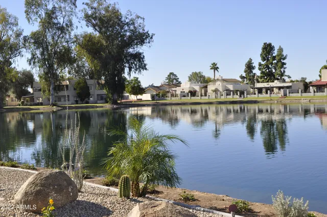 $2,150 | 11032 North 28th Drive, Unit 303, Phoenix, AZ 85029