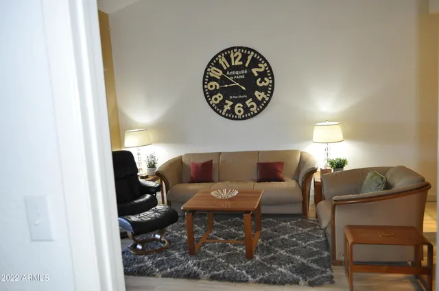 $2,150 | 11032 North 28th Drive, Unit 303, Phoenix, AZ 85029