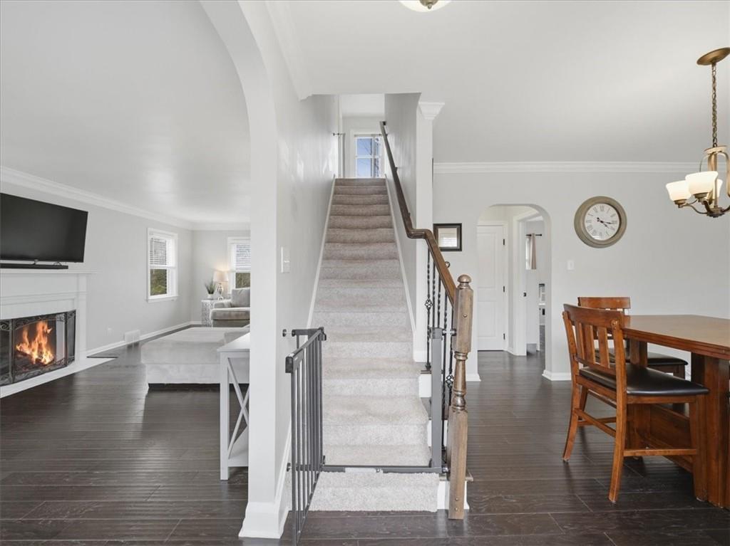 2004 Spring Street Aliquippa, PA 15001 - Photo 3 of 29