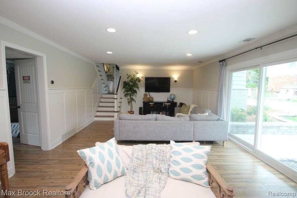 5811 Raven Road Bloomfield Hills, MI 48301 - Photo 17 of 30 IMG_2219.jpg