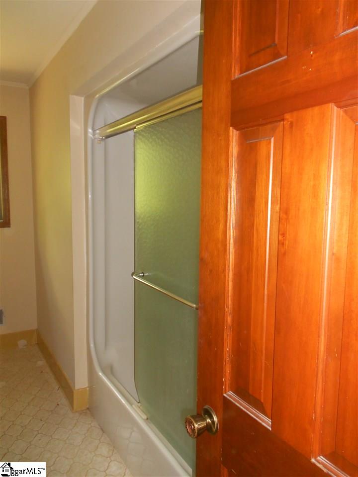1050 Chinquapin Road Travelers Rest, SC 29690 - Photo 15 of 36 Gallery Image 15