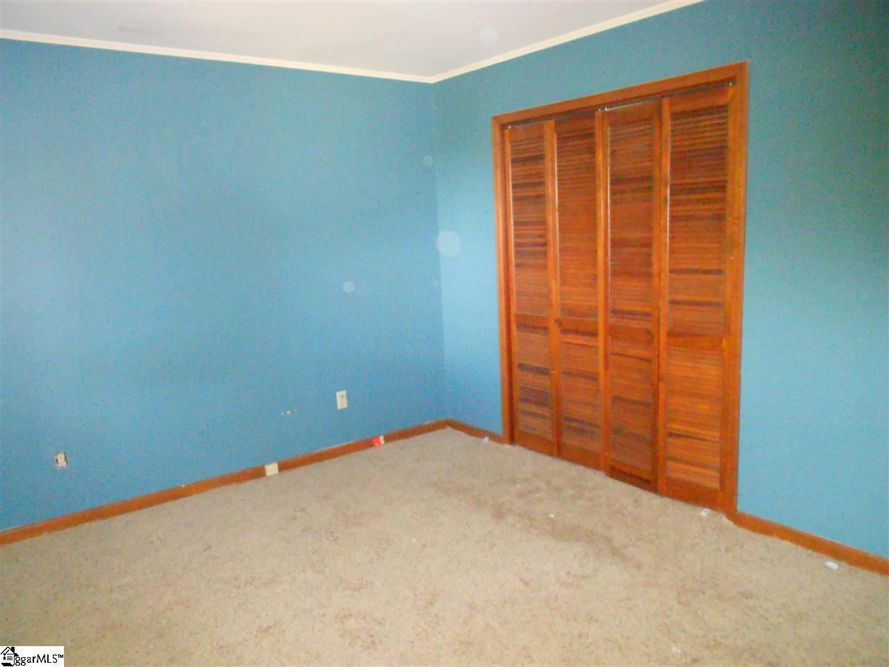1050 Chinquapin Road Travelers Rest, SC 29690 - Photo 17 of 36 Gallery Image 17