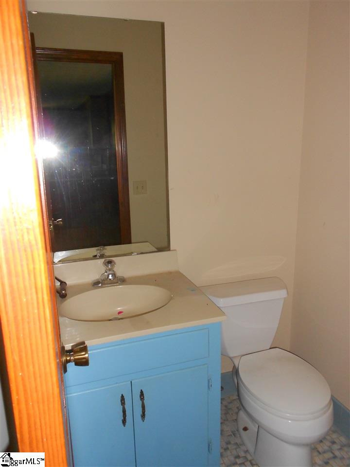 1050 Chinquapin Road Travelers Rest, SC 29690 - Photo 26 of 36 Gallery Image 26