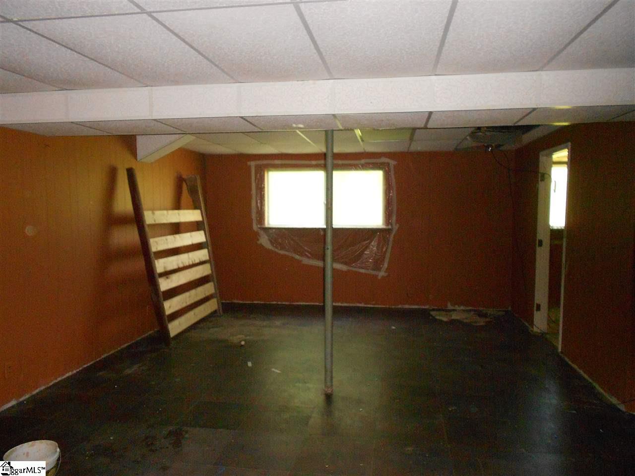 1050 Chinquapin Road Travelers Rest, SC 29690 - Photo 27 of 36 Gallery Image 27