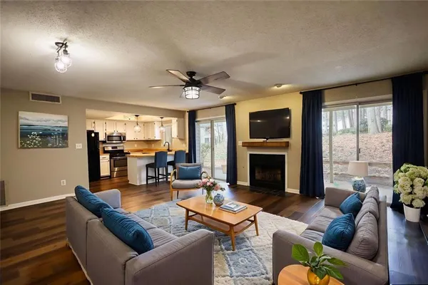 $250,000 | 11 Doranne Court, Smyrna, GA 30080