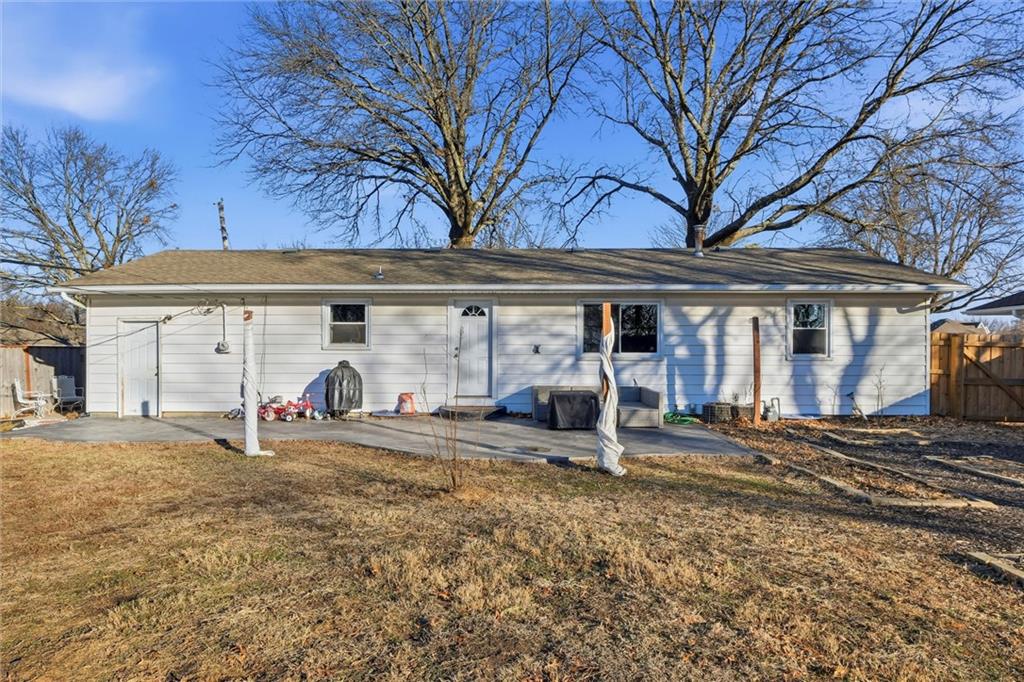 113 West Apache Street Gardner, KS 66030 - Photo 29 of 32