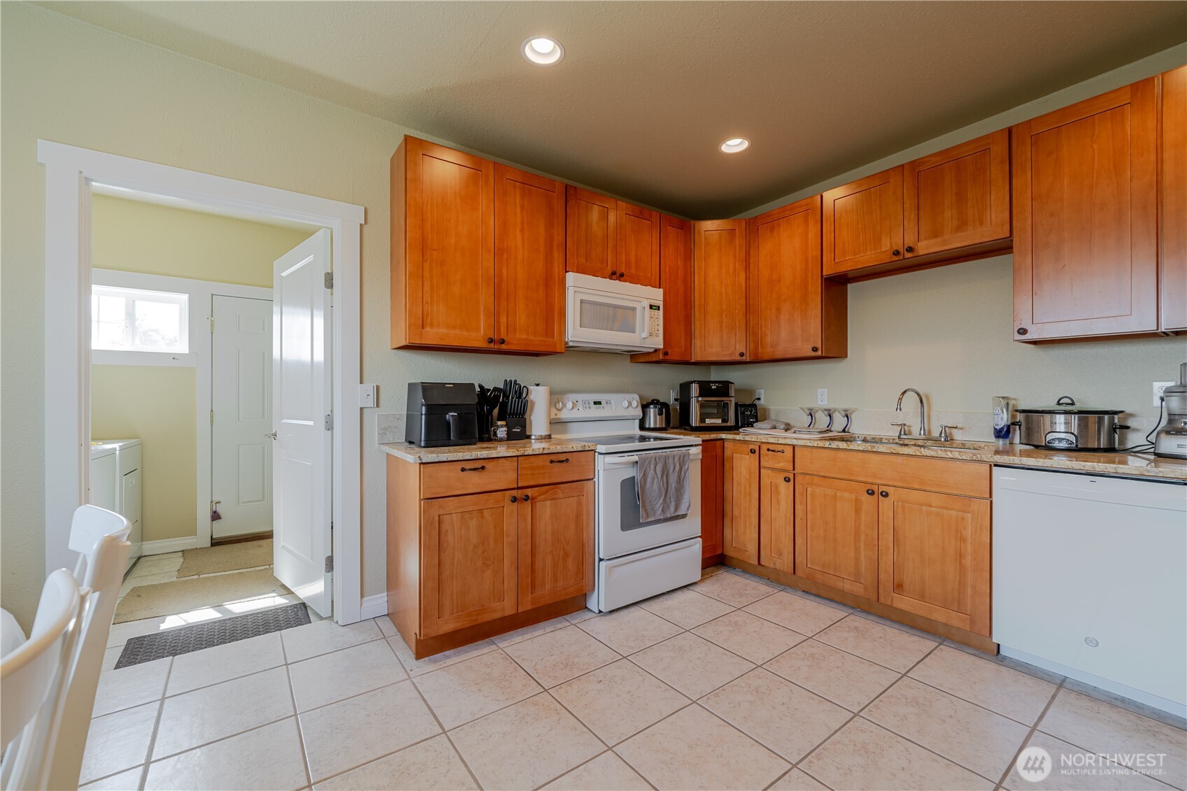 1610 South 23rd Street Tacoma, WA 98405 - Photo 24 of 32