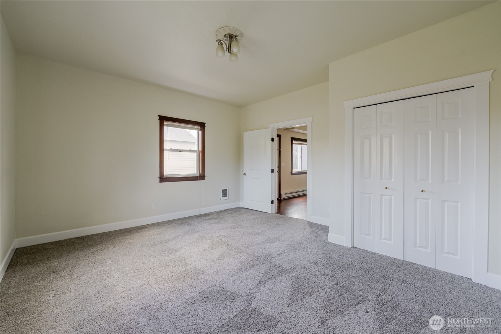 1610 South 23rd Street Tacoma, WA 98405 - Photo 6 of 32