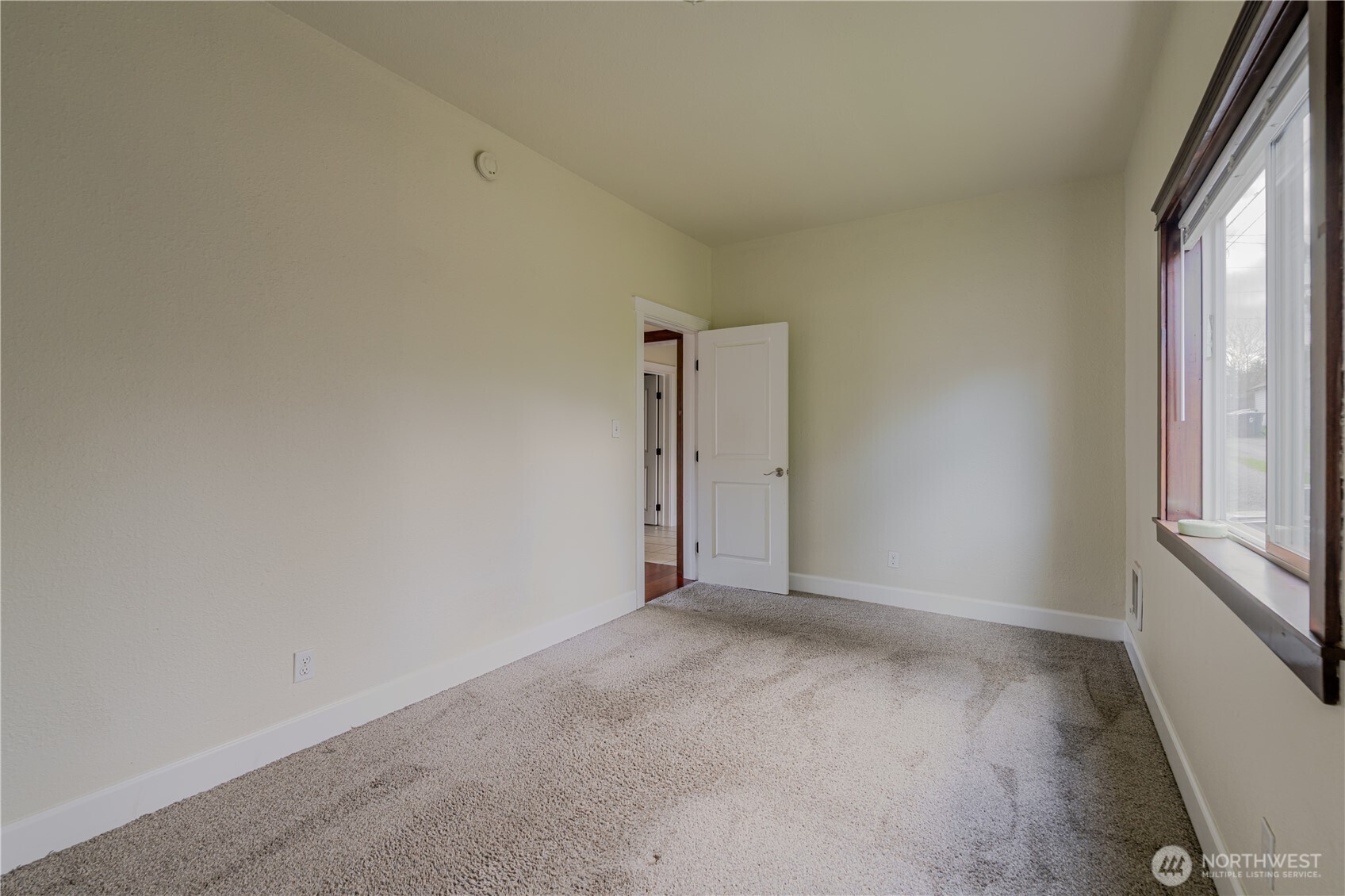 1610 South 23rd Street Tacoma, WA 98405 - Photo 8 of 32