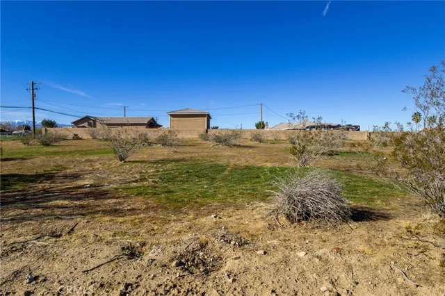 $99,999 | 14856 Bonanza Road, Victorville, CA 92392