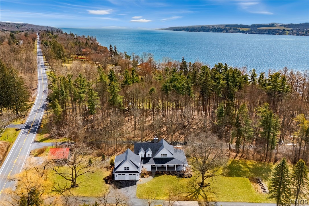 3189 East Lake Road Skaneateles, NY 13152 - Photo 2 of 39