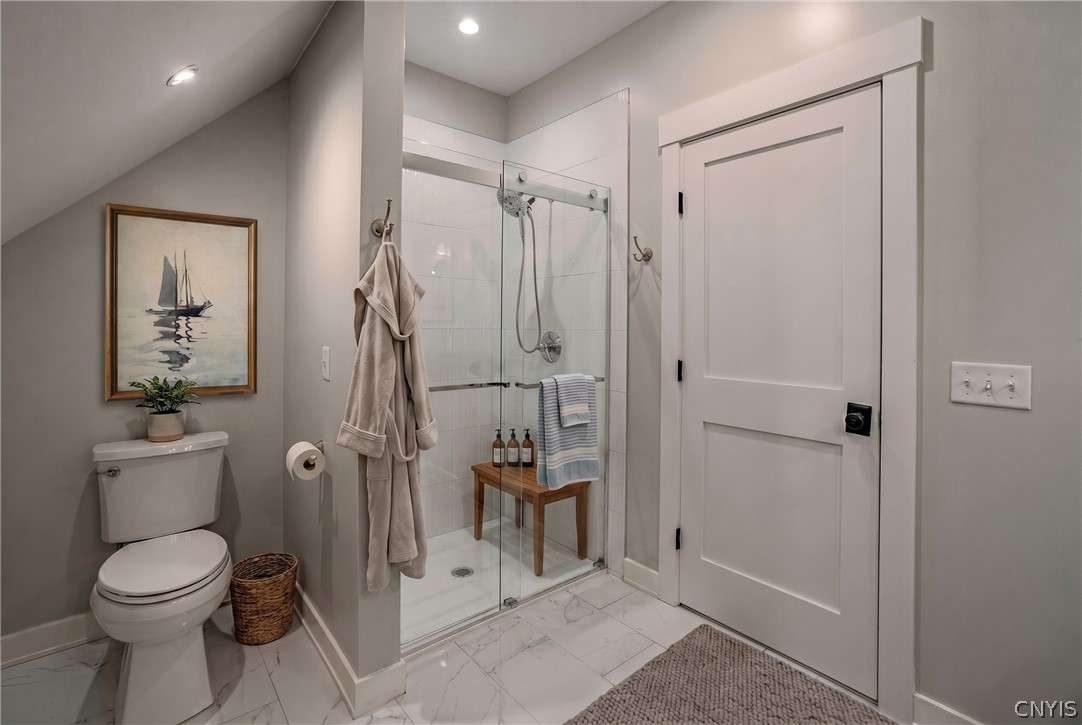 3189 East Lake Road Skaneateles, NY 13152 - Photo 32 of 39 Second Floor Bathroom- Virtually Staged for Illust