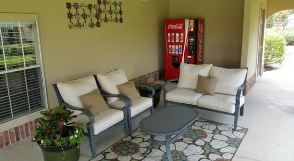 $1,435 | 3102 Bay Area Boulevard, Unit 709, Friendswood, TX 77546