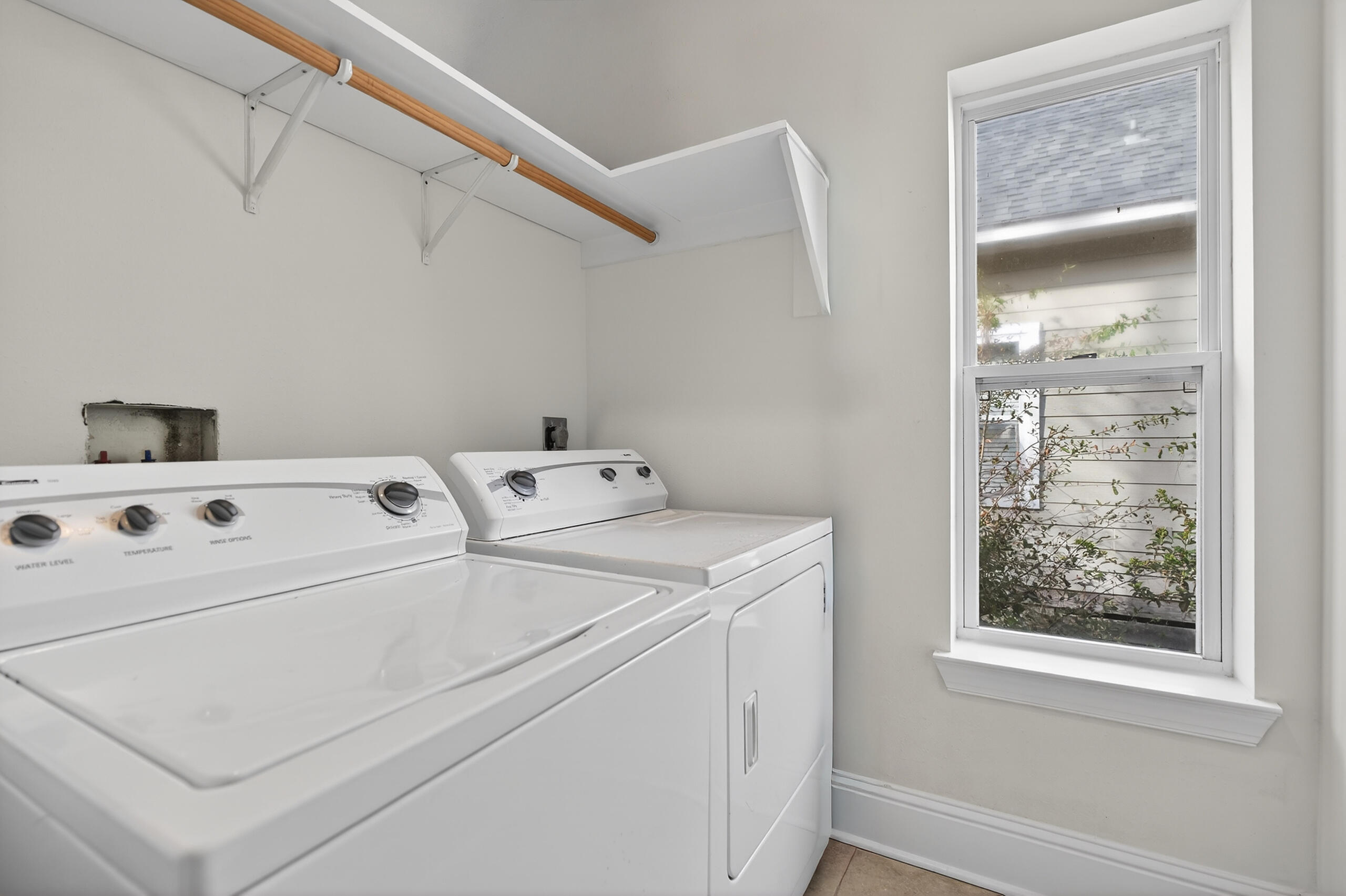 159 7th Street Santa Rosa Beach, FL 32459 - Photo 30 of 53 a utility room with dryer and washer