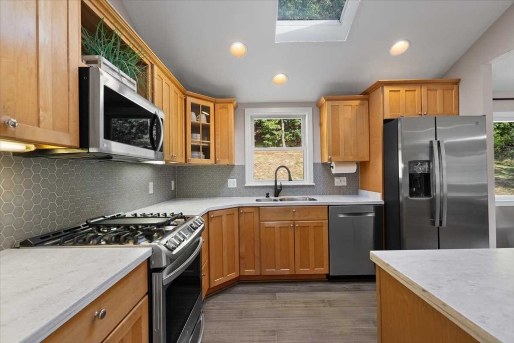 28 Sandini Road Marlborough, MA 01752 - Photo 9 of 35