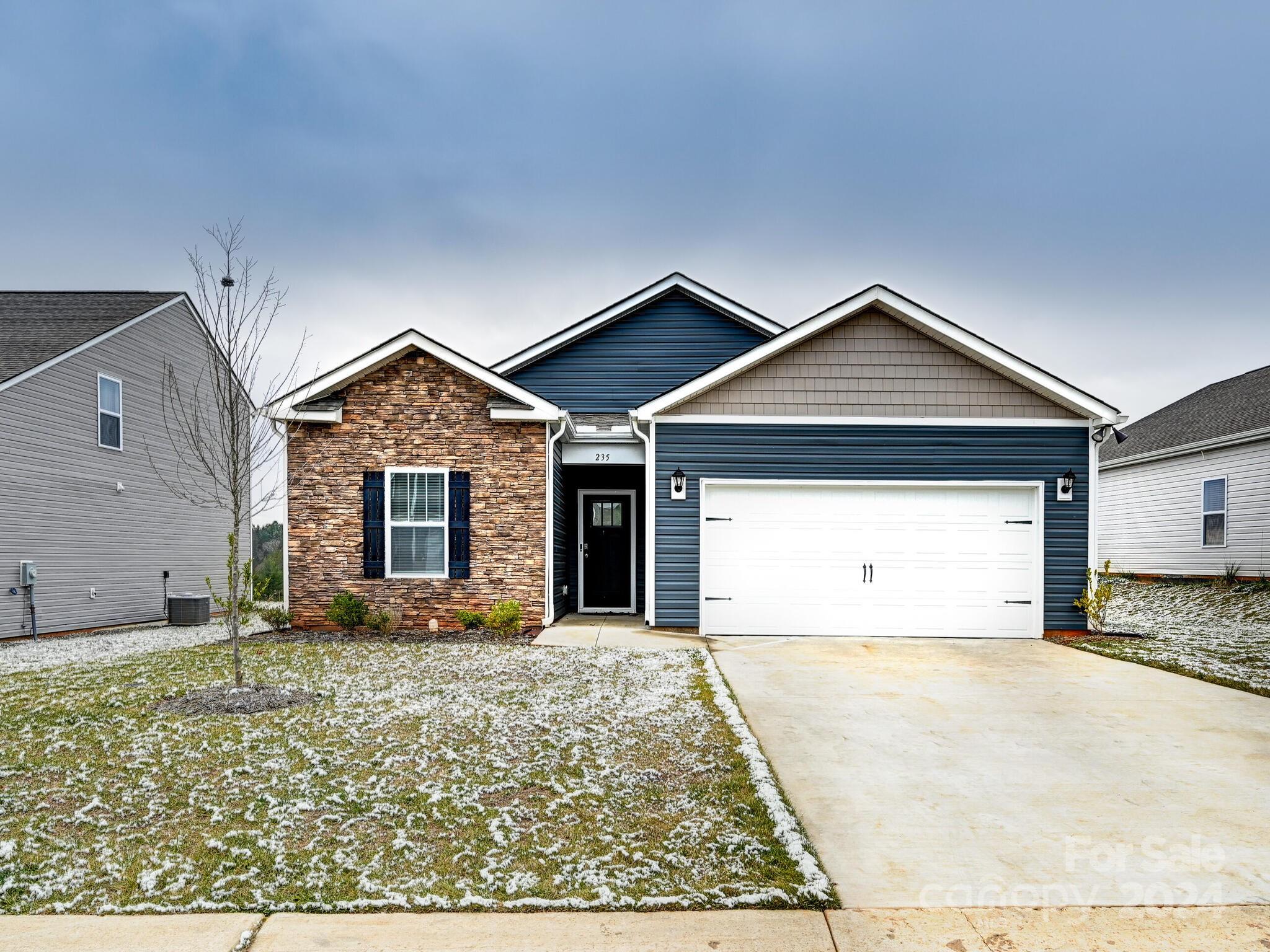 235 Ridgeview Lane Mars Hill, NC 28754 - Photo 1 of 32 Gallery Image 1