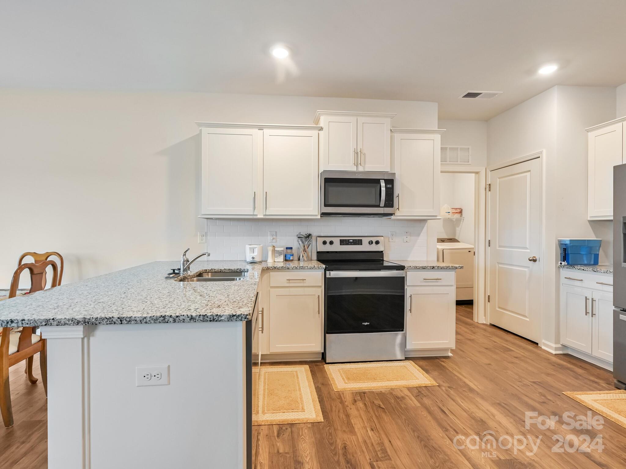 235 Ridgeview Lane Mars Hill, NC 28754 - Photo 7 of 32 Gallery Image 7