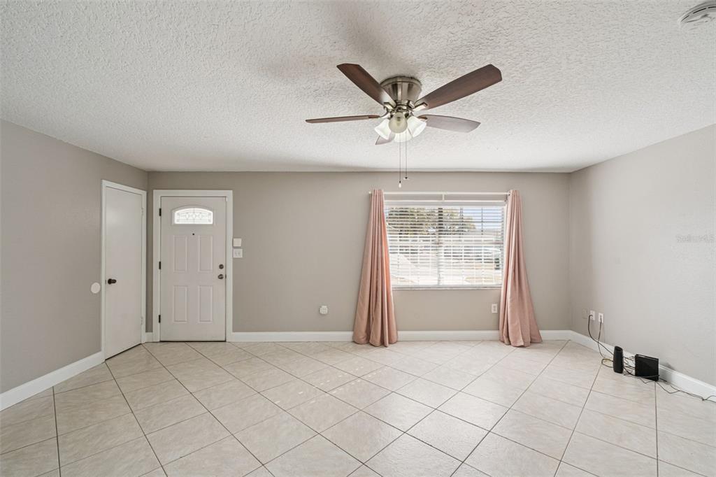 2102 Nedra Avenue Deltona, FL 32725 - Photo 6 of 32